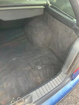 Podlaha kufru BMW e36