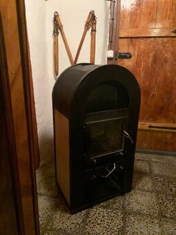 Krbová kamna 8 kW průměr kouřovodu 150mm