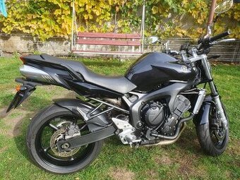 Prodám Yamaha FZ6 FAZER najeto 19 586km