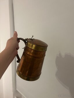 Pivní měděný korbel