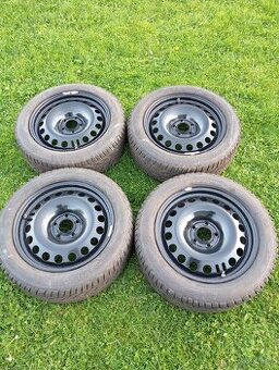 Plechové disky 7J17 H2 se zimními pneu 225/50 r17 - 1