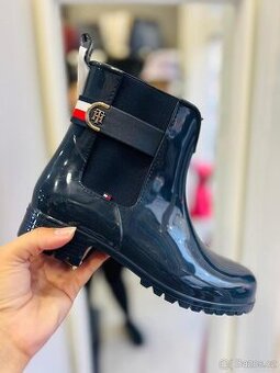 Tommy Hilfiger boty