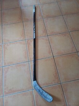 Hokejka bauer varior