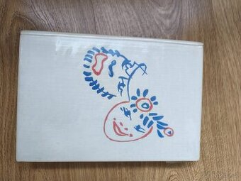 Z oříšku královny Mab