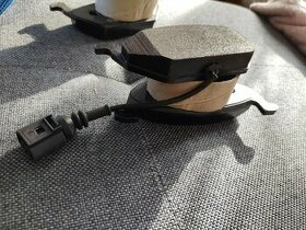 Octavia 2 brzdové destičky