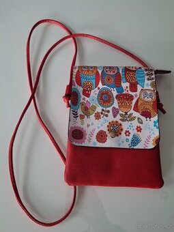 Dámská nová kabelka červená se sovičkama Stoklasa