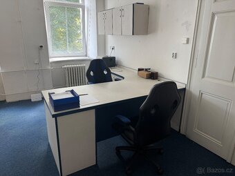 Kancelářský nábytek