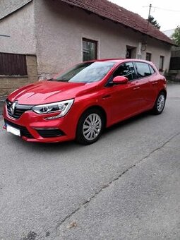 Renault Megane 1.3 75KW rok 2019 14700km