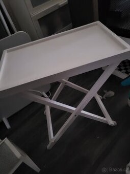 Skládací stolek