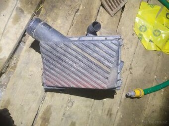 Vzduchový filtr Felicia 1.6