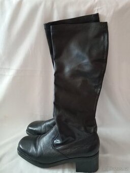 Dámské kozačky vel 39