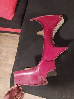 Podsedadlové plechy Jawa 250/353 kývačka