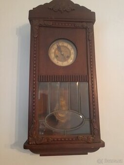 Starožitné hodiny dřevěné funkčně