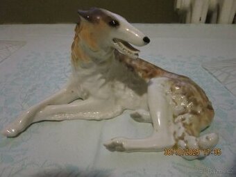 keramická soška psa