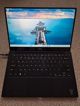 Dell XPS 13, i7-5600U, 8 GB RAM, 256 GB SSD, 4K touch