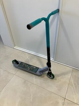 Freestyle koloběžka OXELO SCOOTER