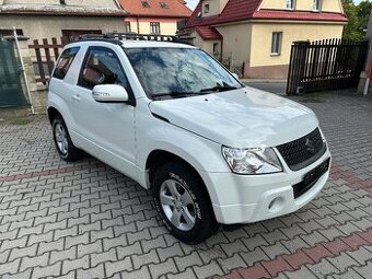 Suzuki Grand Vitara 1.6 78kW 2011 148144km 4x4 BEZ KOROZE