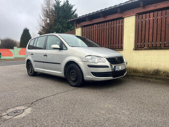 Volkswagen Touran 2.0D EcoFul - 1