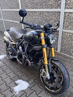 Ducati Scramber 1100 - 1