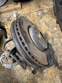 Zánovní brzdy a tehlice passat b6