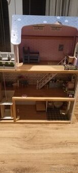 Domeček pro panenky