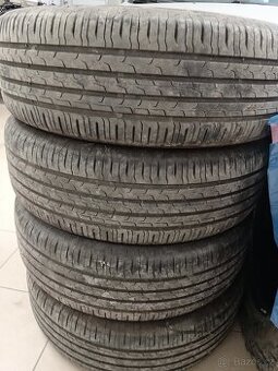 Pneu 215/65 R17 Continental