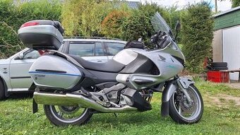 Honda Deauville 700 nt