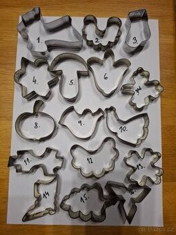 Prodám vykrajovačky a formičky.10K/kus