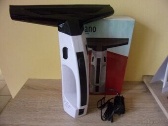 Prodám Čistič skel (vysavač)