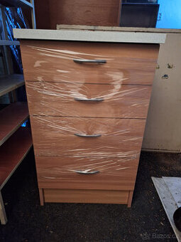 Komoda se šuplíky