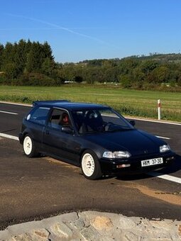 Honda Civic 4g ED6
