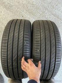 Letni pneu Michelin 235/55/18