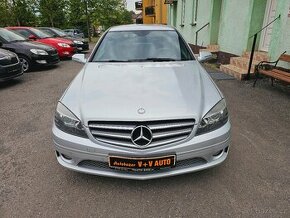 GLC 180 K 105KW  2010  kůže, tempomat, vyhř. sedadel, ALU