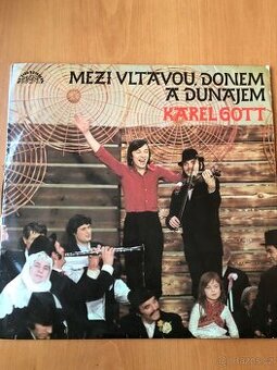Karel Gott Mezi Vltavou , Donem a Dunajem LP - 1