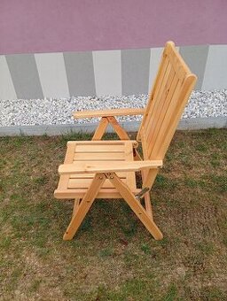 Polohovací křeslo