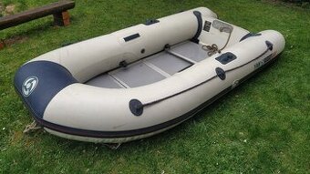 Prodám člun s motorem 5kW