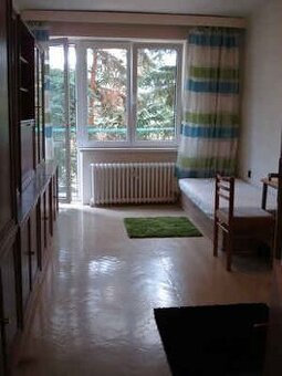 Pokoj s balkonem na praze 10 - 1