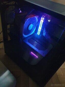 AMD Ryzen 9 5900X 12-Core, 32Gb RAM a RTX 4070 Ti 12 GB