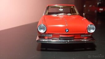 1:18 bmw 700