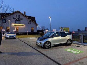 I3