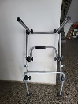 Nosič kol na zadní dveře.