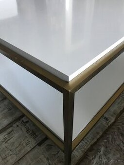 Konferenční stolek - 90/90 cm