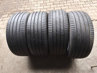 225/45/17