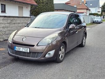 Renault Grand Scenik - 1