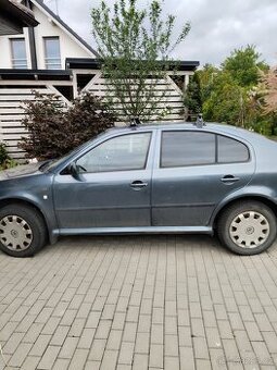 Skoda octavia 1.6  74kw