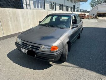 Opel Astra 2.0i