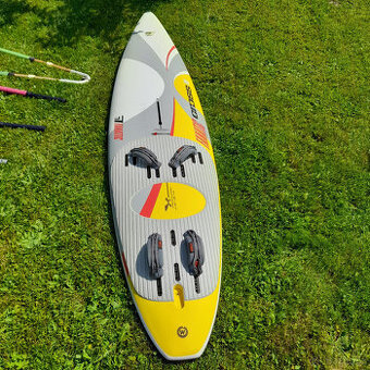 prodej - windsurfing Fanatic cross - plovák, plachty