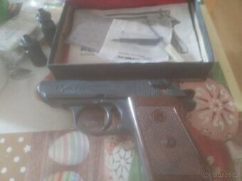 Plynová pistol