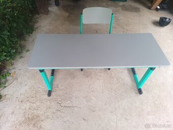 Rostoucí stůl a židle
