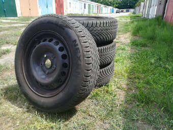 Zimni pneumatiky Nexen 195/65R15 s disky